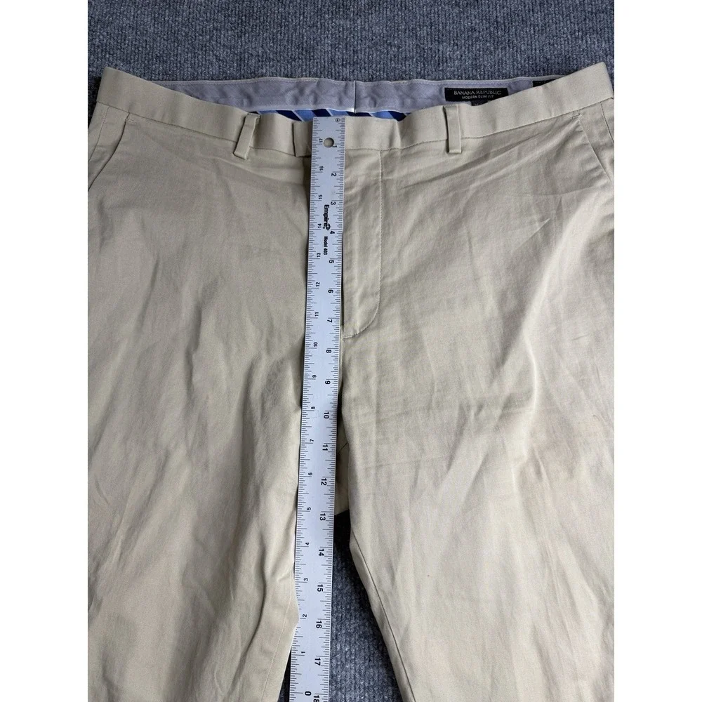 Banana‎ Republic 36x30 Khaki Modern Slim Manteco Suit Mens Dress Pants